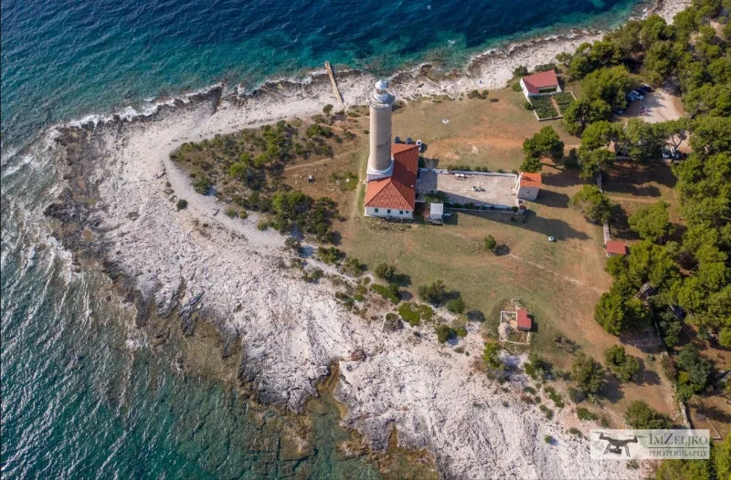 Villa Miri Privlaka Services Excusrion Božava, unique Lighthouse in the island of Božava